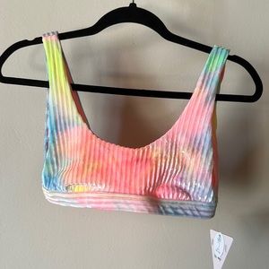 NWT DIPPIN DAISY’S PASTEL RAINBOW MEDIUM BIKINI TOP